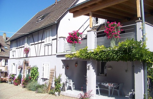 Bischwihr Apartment | Gite C'1 Comble near Colmar