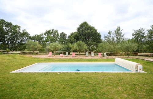 Bedarieux House | Gite Cabernet 8 Personnes - La Grange des Aurièges - Piscine et Mini-ferme