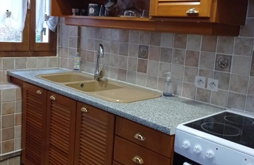 Chalais Cottage | Gite Chalais, 3 bedrooms, 6 persons