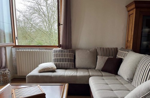 Chalais Cottage | Gite Chalais, 3 bedrooms, 6 persons