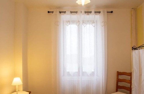 Chalais Cottage | Gite Chalais, 3 bedrooms, 6 persons