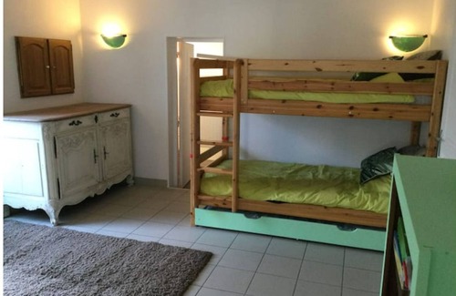 Dournazac House | Gite Chaleureux au Centre Bourg