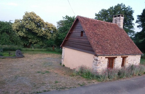 Champsecret Cottage | Gite Champsecret, 1 bedroom, 3 persons