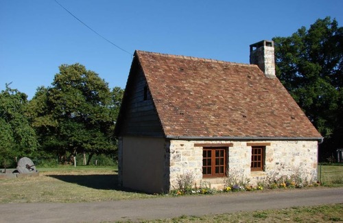 Champsecret Cottage | Gite Champsecret, 1 bedroom, 3 persons