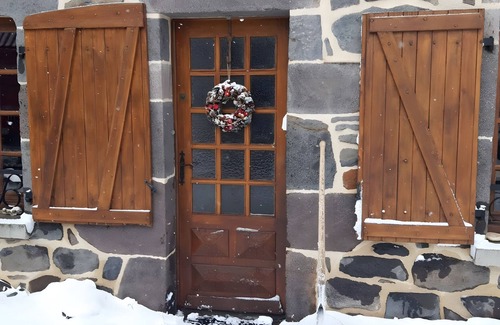 Valuejols Cottage | Gîte 'Chez Marie-Louise' with private terrace and shared garden