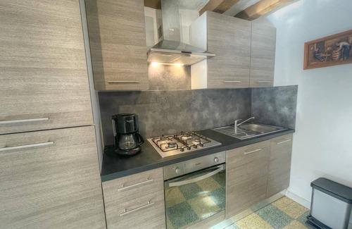 Chouze-sur-Loire Cottage | Gite Chouzé-sur-Loire, 7 bedrooms, 18 persons