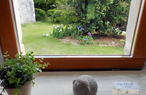 Plomelin House | Gîte Clos St Roch, Ideal for Recharging in the Countryside!