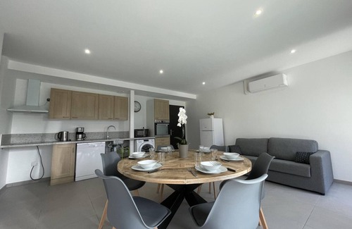 Couzon Cottage | Gite Couzon, 2 bedrooms, 4 persons