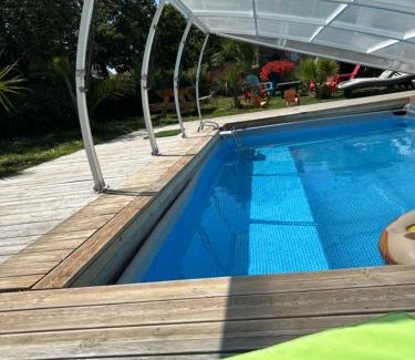 Plougonvelin House | Gite de kernaet avec piscine