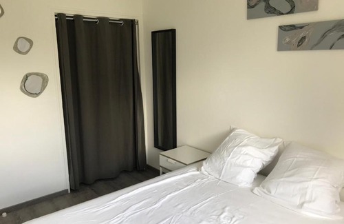 Senille-Saint-Sauveur House | GITE DE LA JUSTICE