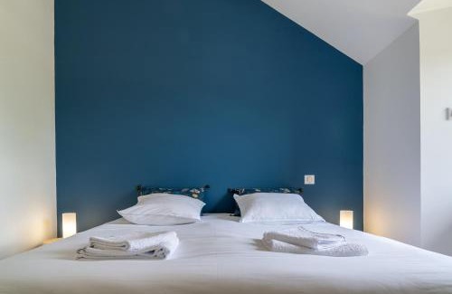 Saint-Laurent-de-Muret House | Gite des amandines