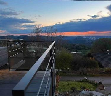 Montfaucon House | gite du château