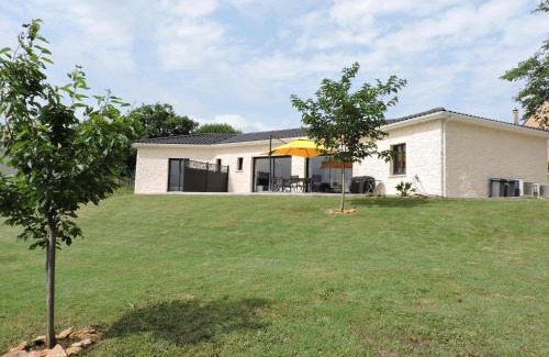 Salignac-Eyvignes House | Gite du chêne vert - Périgord