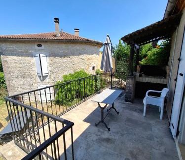 Saint-Vincent-Rive-d'Olt House | Gite du prince