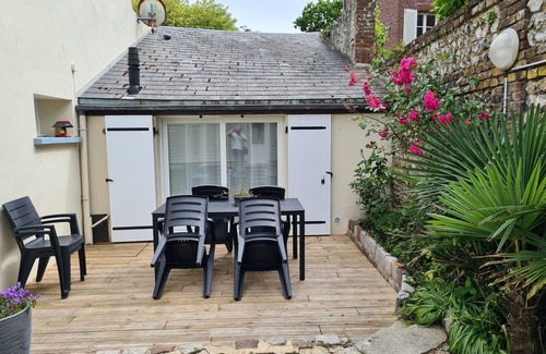 Etretat House | Gite Etretat center with garden and parking