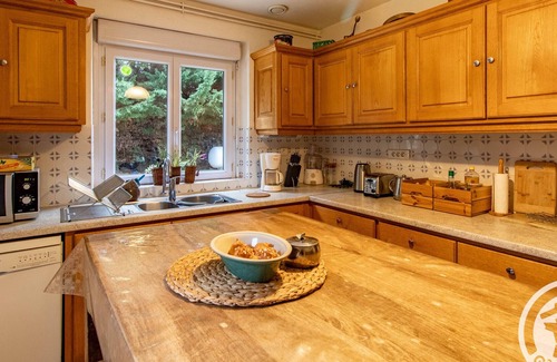 Saint-Clement-de-la-Place Cottage | Gite Saint-Clément-de-la-Place, 3 bedrooms, 6 persons