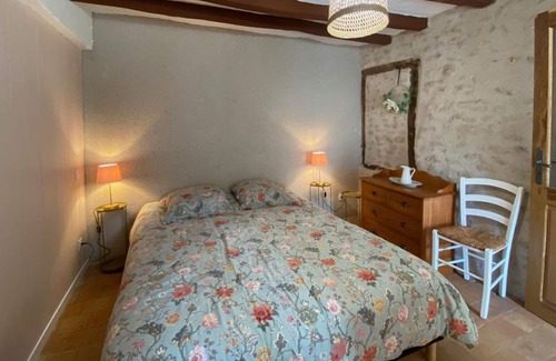 Saint-Lubin-en-Vergonnois Cottage | Gite Saint-Lubin-en-Vergonnois, 2 bedrooms, 5 persons