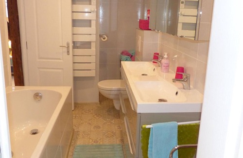 Guemar Cottage | Gite Guémar, 2 bedrooms, 4 persons