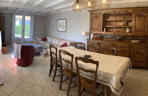 Albi Villa | Gîte* high comfort, air-conditioned, swimming pool, close to shops and leisure activities