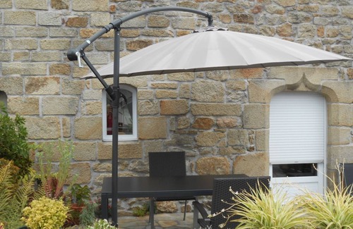 Douarnenez House | Gîte in character house, quiet, between sea and countryside, sleeps 5