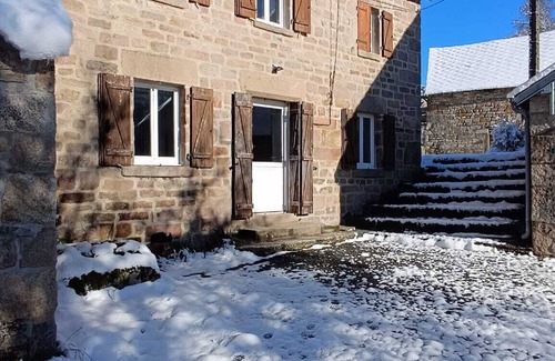 Faux-la-Montagne House | Gite in Jalagnat (Faux la Montagne) Plaisir Creusois 12 people