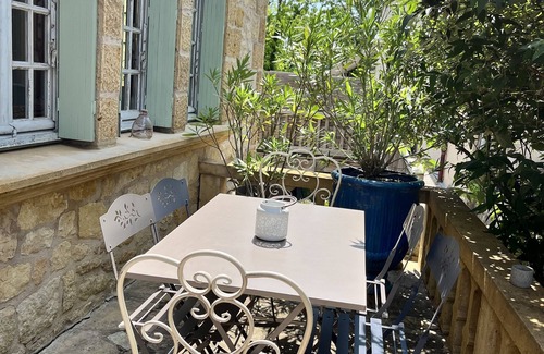 Saint-Cyprien Apartment | Gite in Perigord house with spa in the heart of Périgord Noir