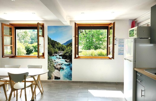 Foncine-le-Haut Apartment | Gite Iris Montagnes du Jura with Spa Sauna river