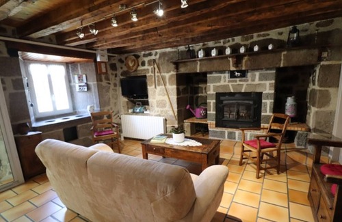 Jou-sous-Monjou Cottage | Gite Jou-sous-Monjou, 3 bedrooms, 6 persons