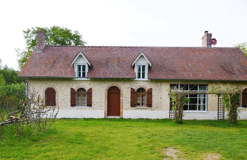 Jouy-le-Potier Other | Gite Jouy-le-Potier, 3 bedrooms, 6 persons