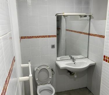 Saint-Martin-des-Fontaines House | Gite les garnes