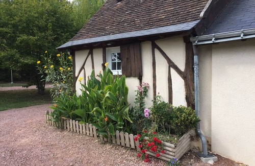 Saunay Cottage | Gite la bonbonnière