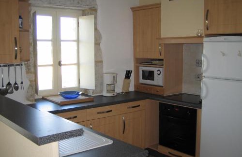 Conne-de-Labarde House | Gite "La Grange aux Oiseaux" Domaine de Fonpeyroune