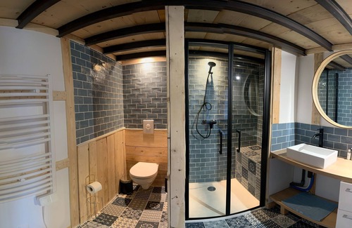 Grospierres Other | Gîte "Le Cocoon" with private Jacuzzi