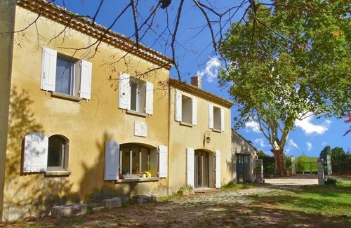 Cabannes Cottage | Gîte 'Le Gite Au Coin Du Feu' with Private Terrace, Wi-Fi and Air Conditioning