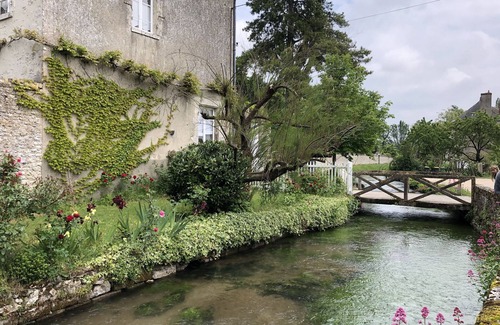 Suevres House | Gite "Le Pressoir" in the center of the Loire castles, ideal for families.