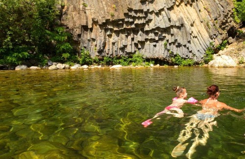 Prades Apartment | Gite les éléments Le feu