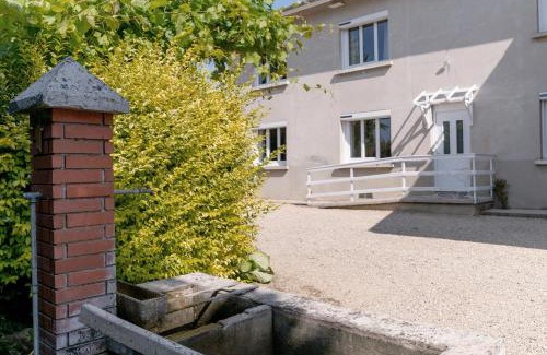 Nantoin House | Gite Les Deux Tilleuls