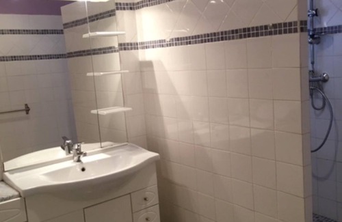 Carpentras Apartment | GITE LES LAVANDES 4/6 PERSONS
