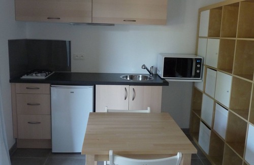 Nans-les-Pins Apartment | Gite Linaye in the Sainte Baume massif