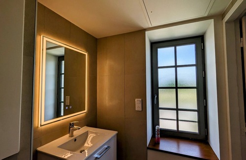 Lureuil Cottage | Gite Lureuil, 4 bedrooms, 15 persons