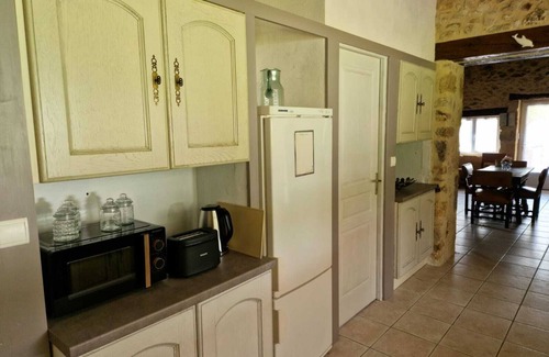 Montagnac-sur-Lede House | Gîte M, a pretty little 75 m2 stone house. (4/6 p)