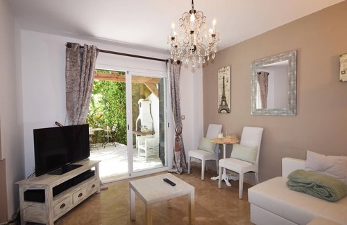 Marbella Cottage | Gite Marbella-Nueva Andalucía, 3 bedrooms, 5 persons