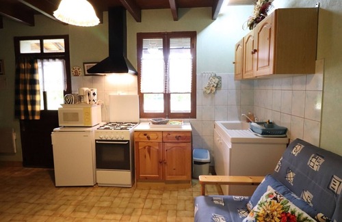 Maurs Cottage | Gite Maurs, 1 bedroom, 3 persons