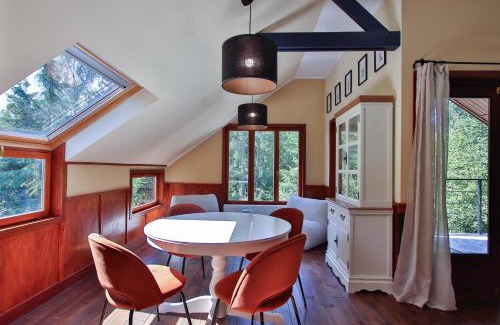 Biron House | Gite Moments à Soy - Maisons Paladins