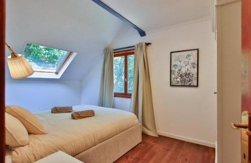 Biron House | Gite Moments à Soy - Maisons Paladins