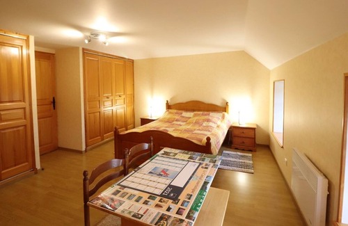 Neussargues-Moissac Cottage | Gite Neussargues en Pinatelle, 2 bedrooms, 4 persons