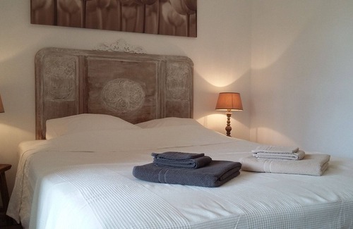 Saint-Cirq-Lapopie House | Gite, near historical village, quiet, private swimming pool with unique view