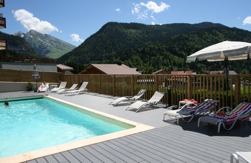 Saint-Jean-de-Sixt Apartment | Gite near La Clusaz with Spa and swimming pool