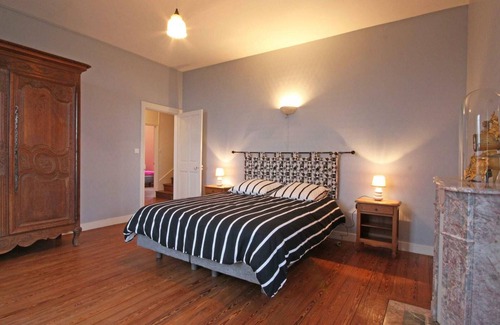 Neuvy-au-Houlme Cottage | Gite Neuvy-au-Houlme, 4 bedrooms, 9 persons