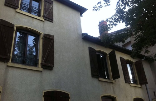 Roanne Apartment | Gîte on the banks of the Loire (Apartment 01)